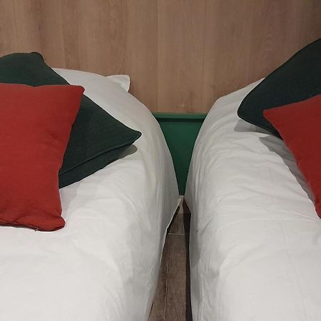 La Pause Sous Le Pin B&B Chambres D'Hotes Capestang Εξωτερικό φωτογραφία