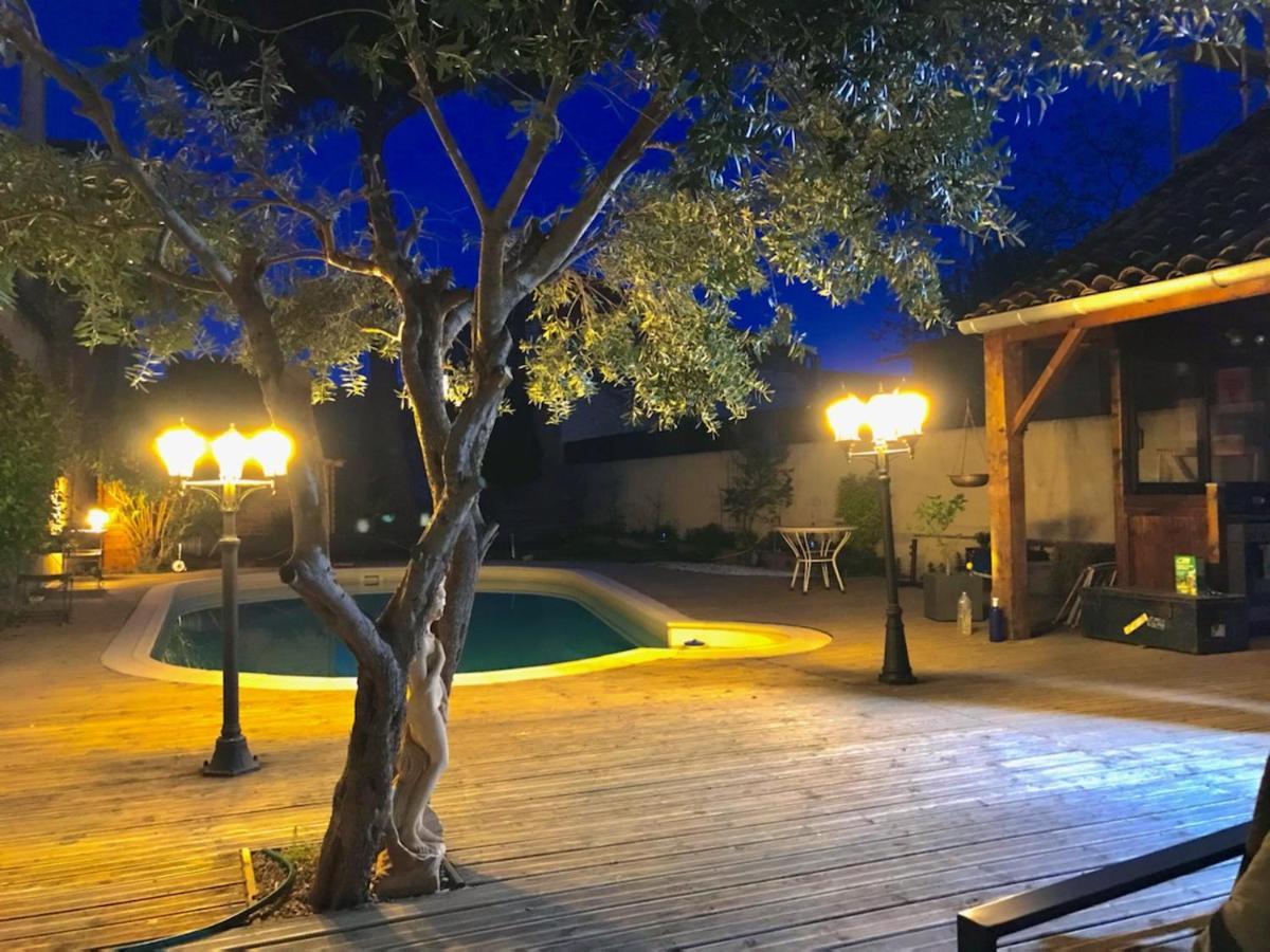 La Pause Sous Le Pin B&B Chambres D'Hotes Capestang Εξωτερικό φωτογραφία