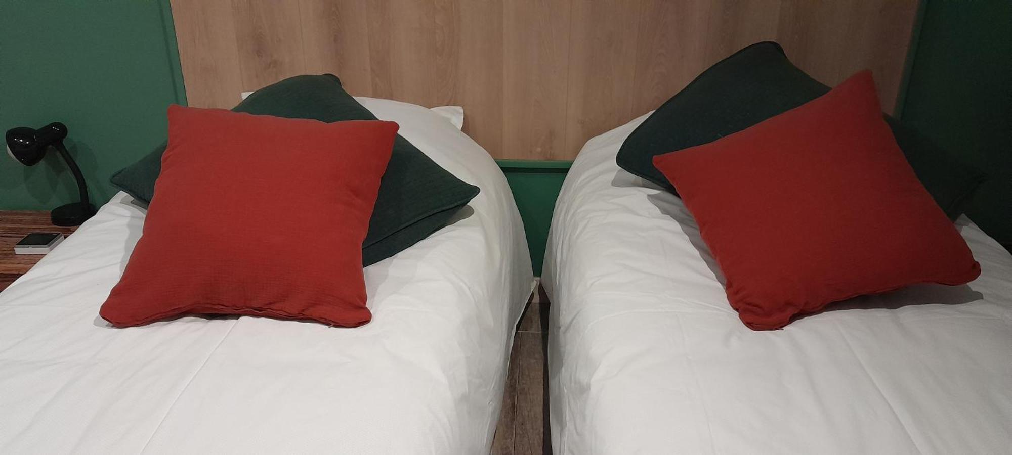 La Pause Sous Le Pin B&B Chambres D'Hotes Capestang Εξωτερικό φωτογραφία